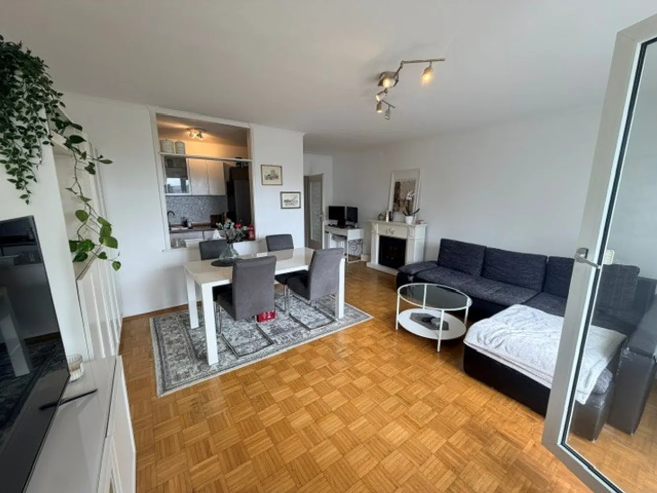 2 Zimmer Wohnung mit 60 m² in Düsseldorf – Bild 1