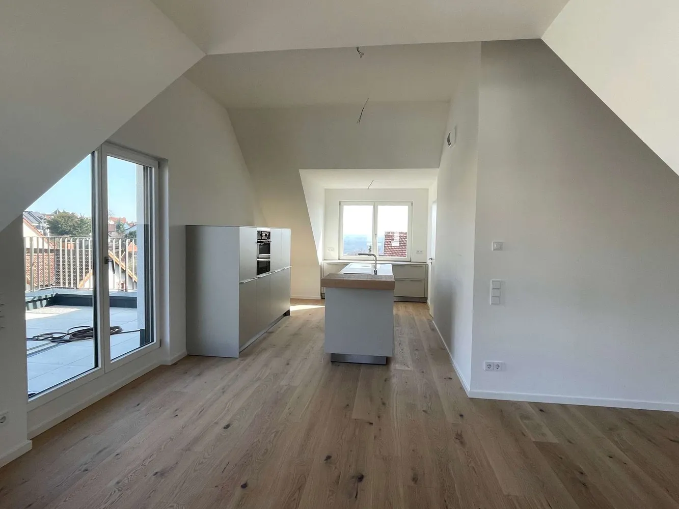 3 Zimmer Wohnung mit 123 m² in Frankfurt am Main – Bild 3