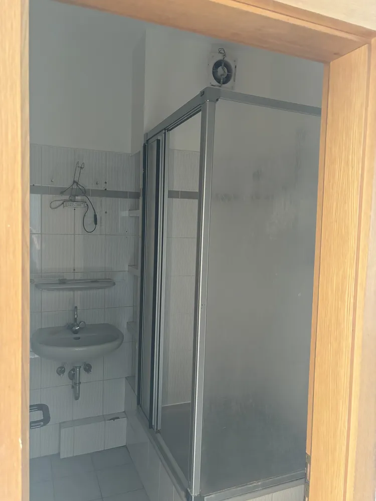 2 Zimmer Wohnung mit 45 m² in Neuss – Bild 3