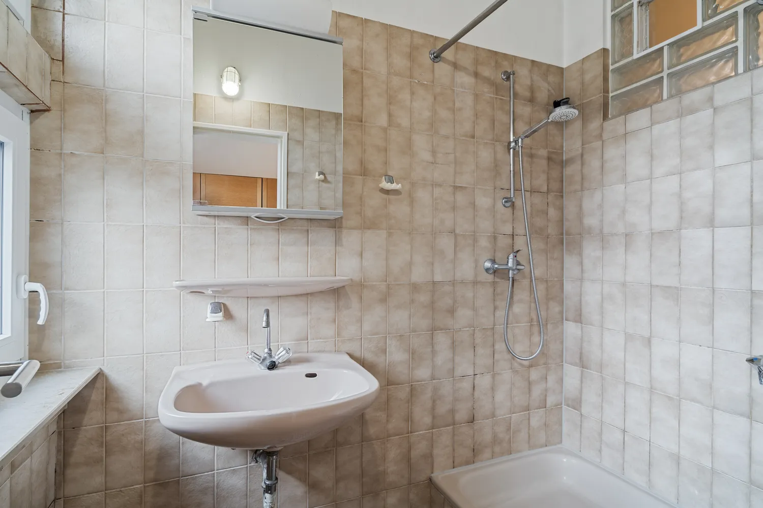 1 room apartment with 42 m² in Frankfurt am Main – Photo 12