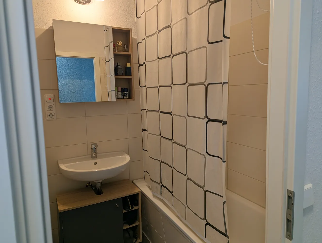 3 Zimmer Wohnung mit 62 m² in Rostock – Bild 2