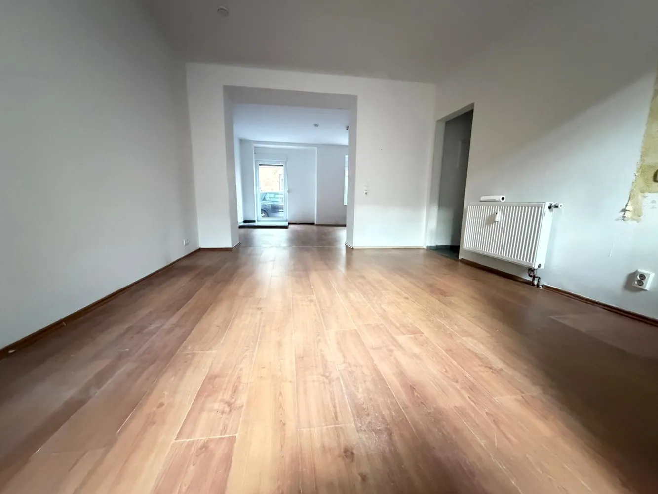 1 room apartment with 55 m² in Cologne – Photo 2