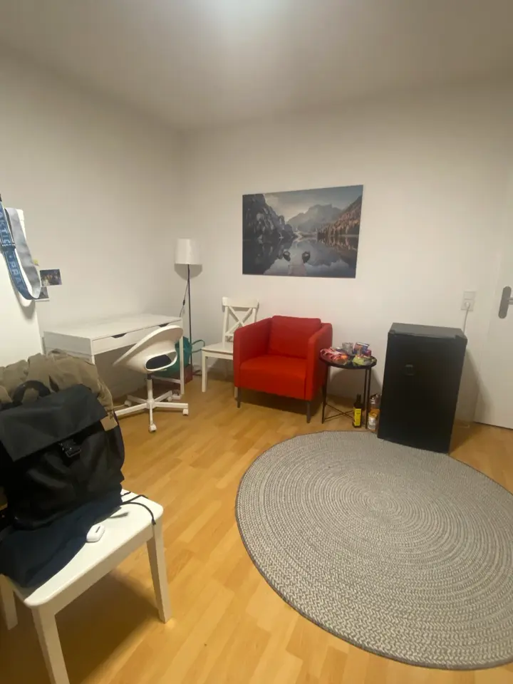 20 Zimmer Wohnung mit 10 m² in Saarbrücken – Bild 2