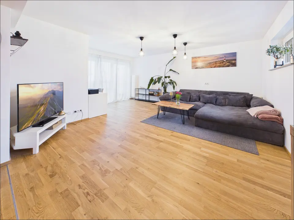 2 Zimmer Wohnung mit 88 m² in Aschaffenburg – Bild 1