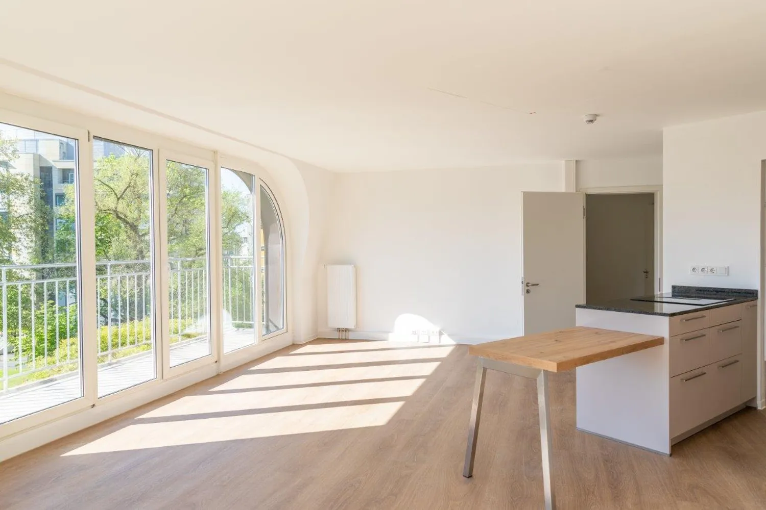 2 Zimmer Wohnung mit 75 m² in Frankfurt am Main – Bild 3