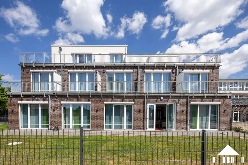 2 Zimmer Wohnung mit 100 m² in Delmenhorst – Bild 2