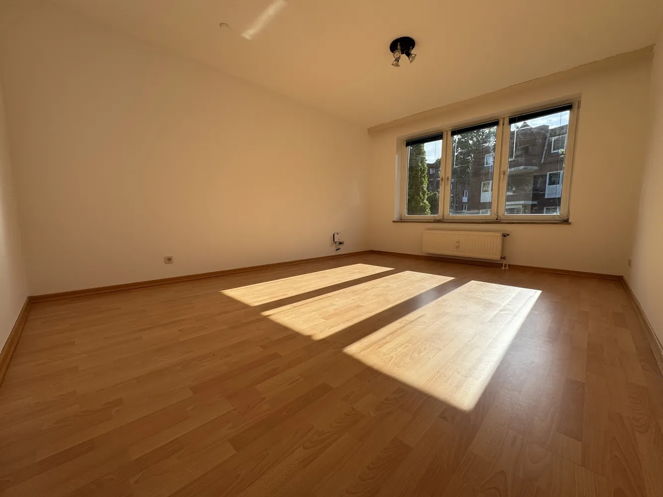1 Zimmer Wohnung mit 35 m² in Hamburg – Bild 2