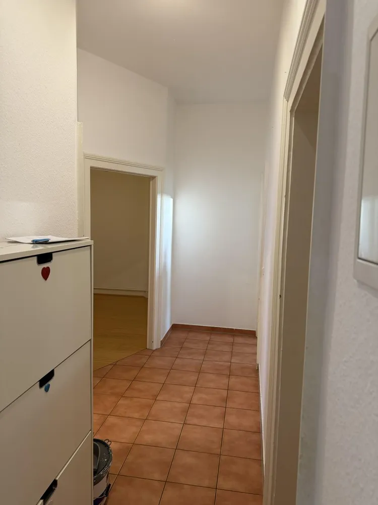 4 Zimmer Wohnung mit 86 m² in Wiesbaden – Bild 2