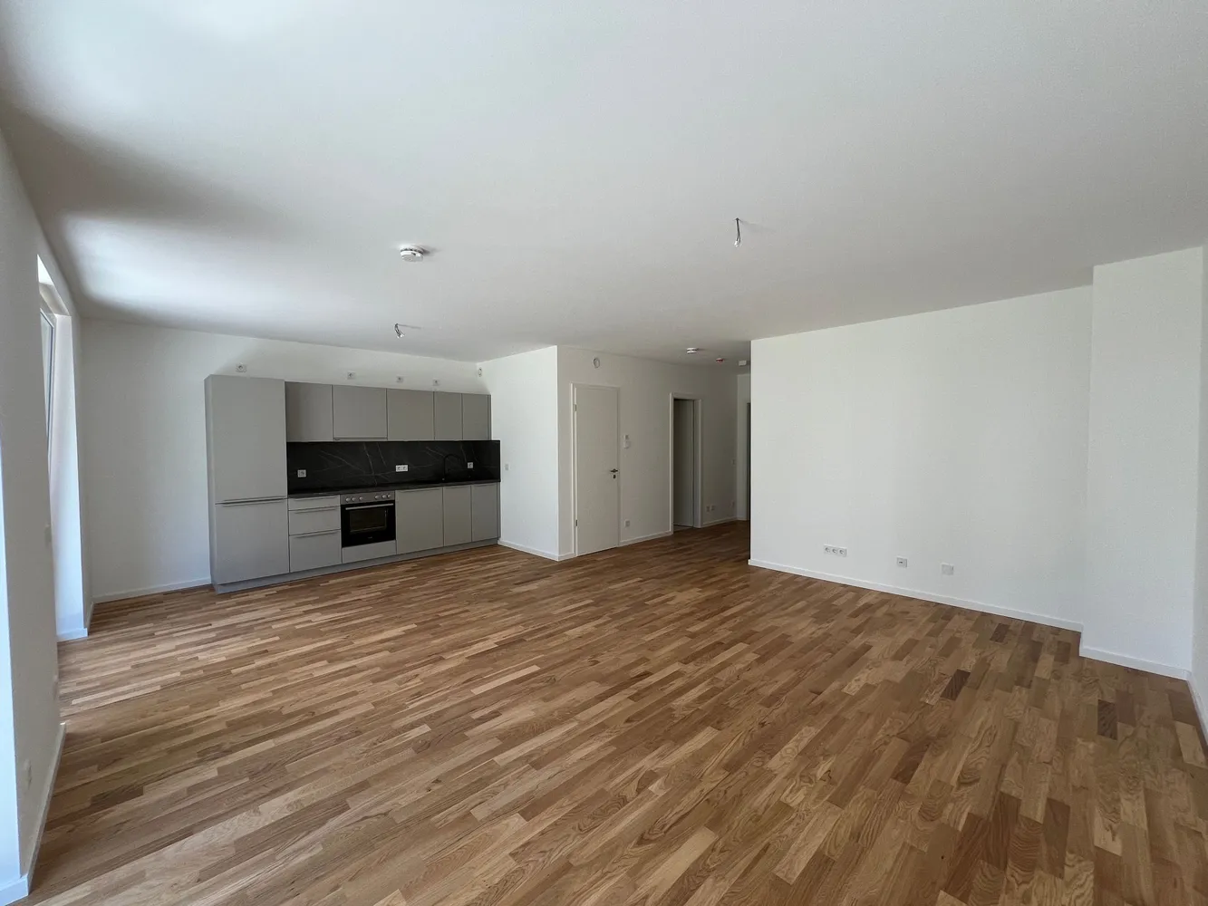 2 Zimmer Wohnung mit 68 m² in Hamburg – Bild 2