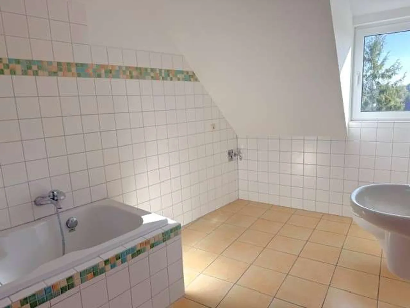 3 Zimmer Wohnung mit 88 m² in Güstrow – Bild 7