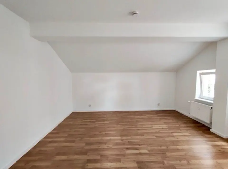 3 Zimmer Wohnung mit 80 m² in Neubrandenburg – Bild 2