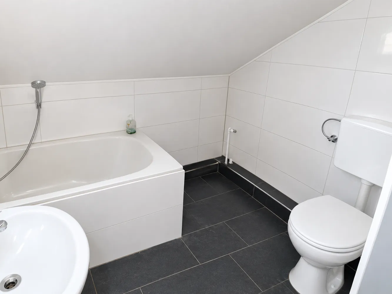 1 room apartment with 17 m² in Aachen – Photo 3