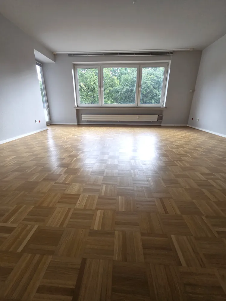 4 Zimmer Wohnung mit 108 m² in Düsseldorf – Bild 1