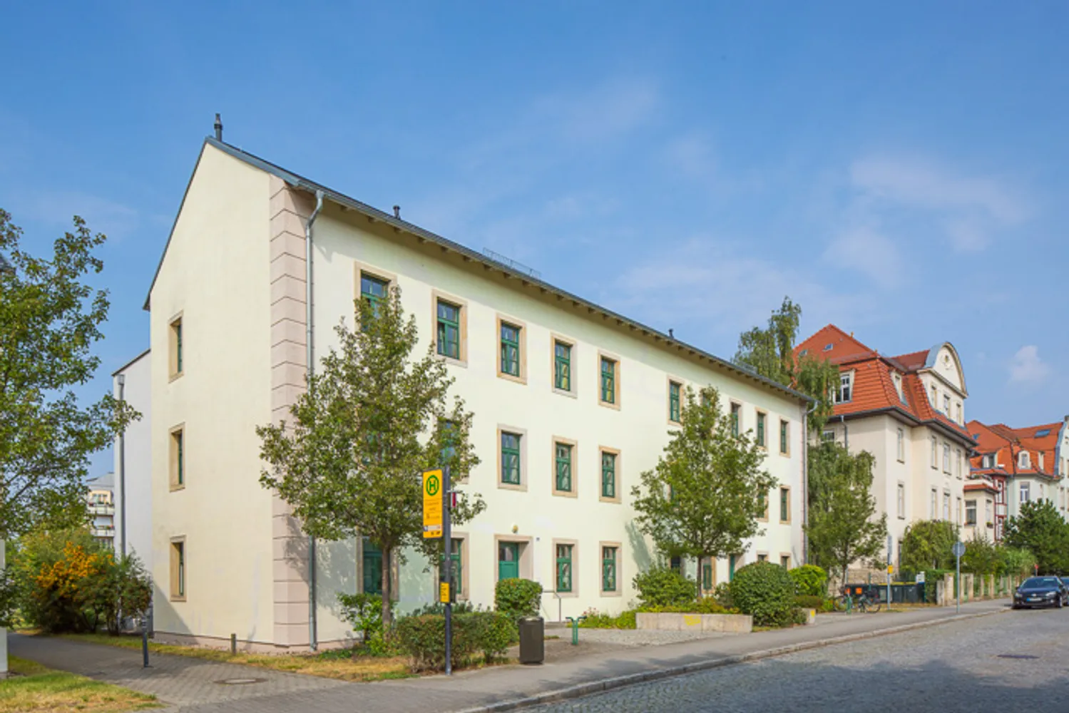 2 Zimmer Wohnung mit 65 m² in Dresden – Bild 1