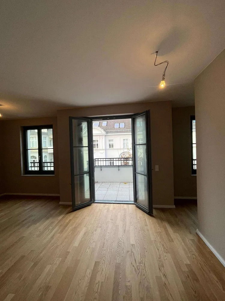 2 Zimmer Wohnung mit 72 m² in Berlin – Bild 4