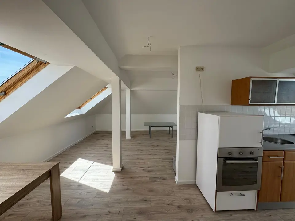 2 Zimmer Wohnung mit 51 m² in Zwickau – Bild 2