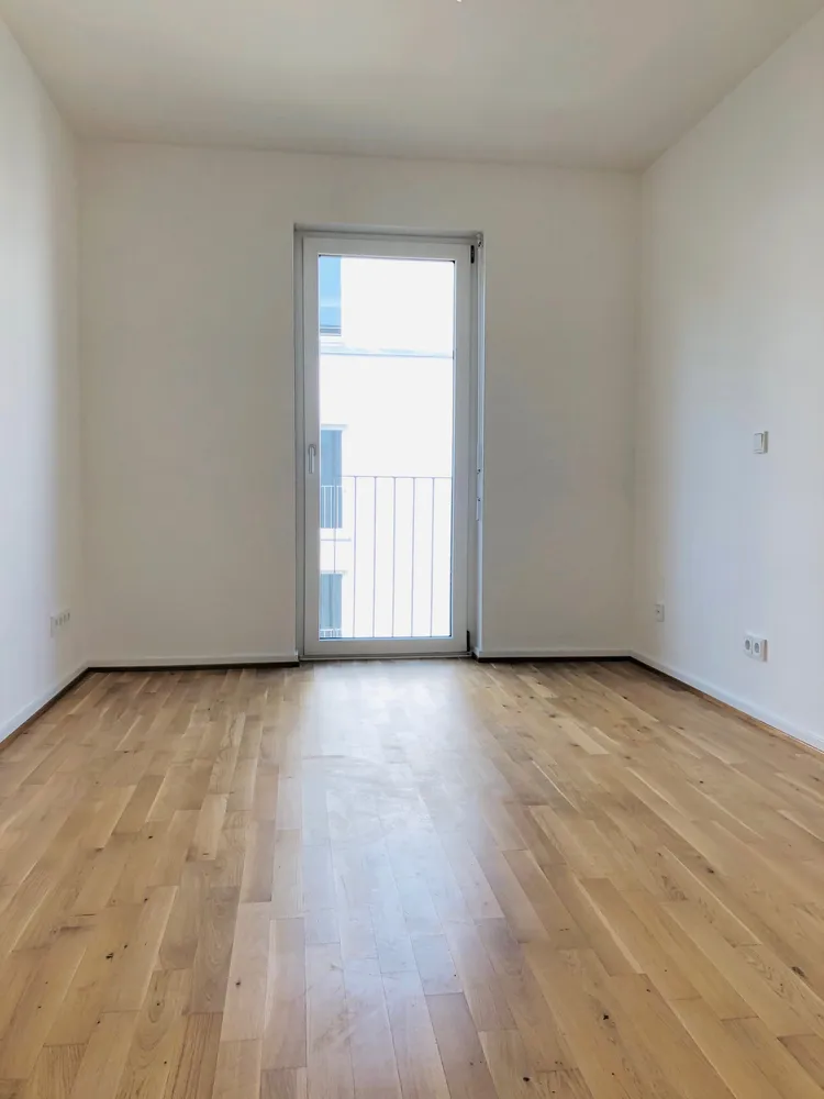 4 Zimmer Wohnung mit 100 m² in Wiesbaden – Bild 3