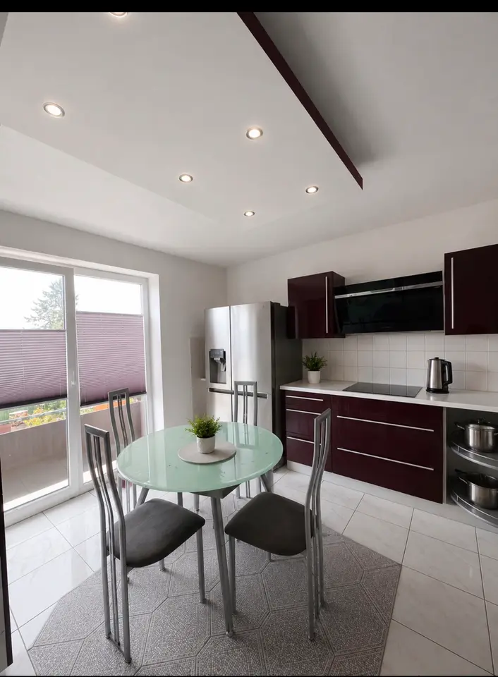 3 Zimmer Wohnung mit 84 m² in Kiel – Bild 2