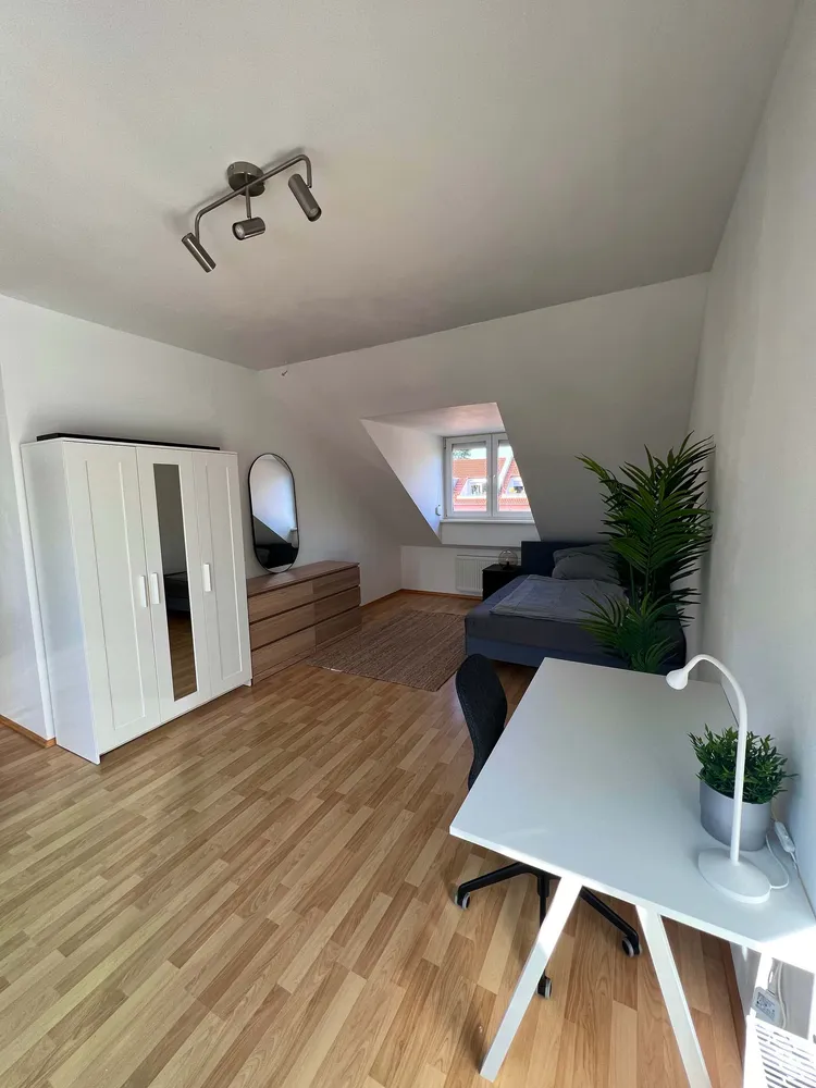 WG-Zimmer mit 21 m² in München – Bild 3
