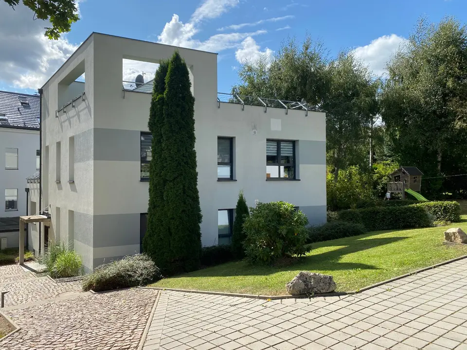 4 Zimmer Wohnung mit 175 m² in Zwickau – Bild 3