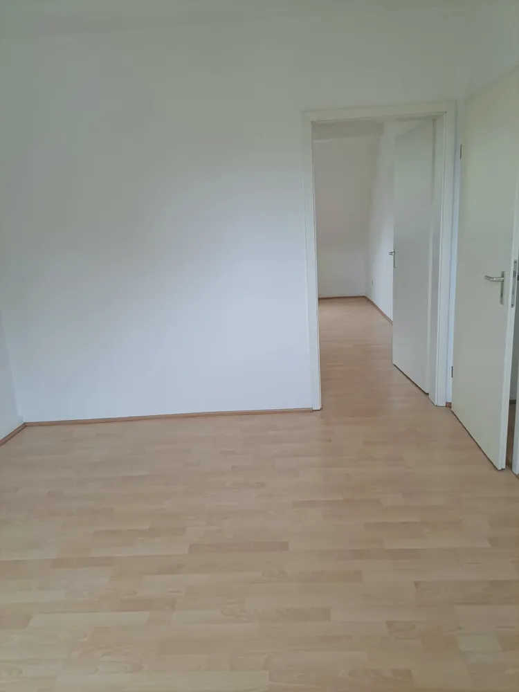 4 Zimmer Wohnung mit 72 m² in Essen – Bild 9