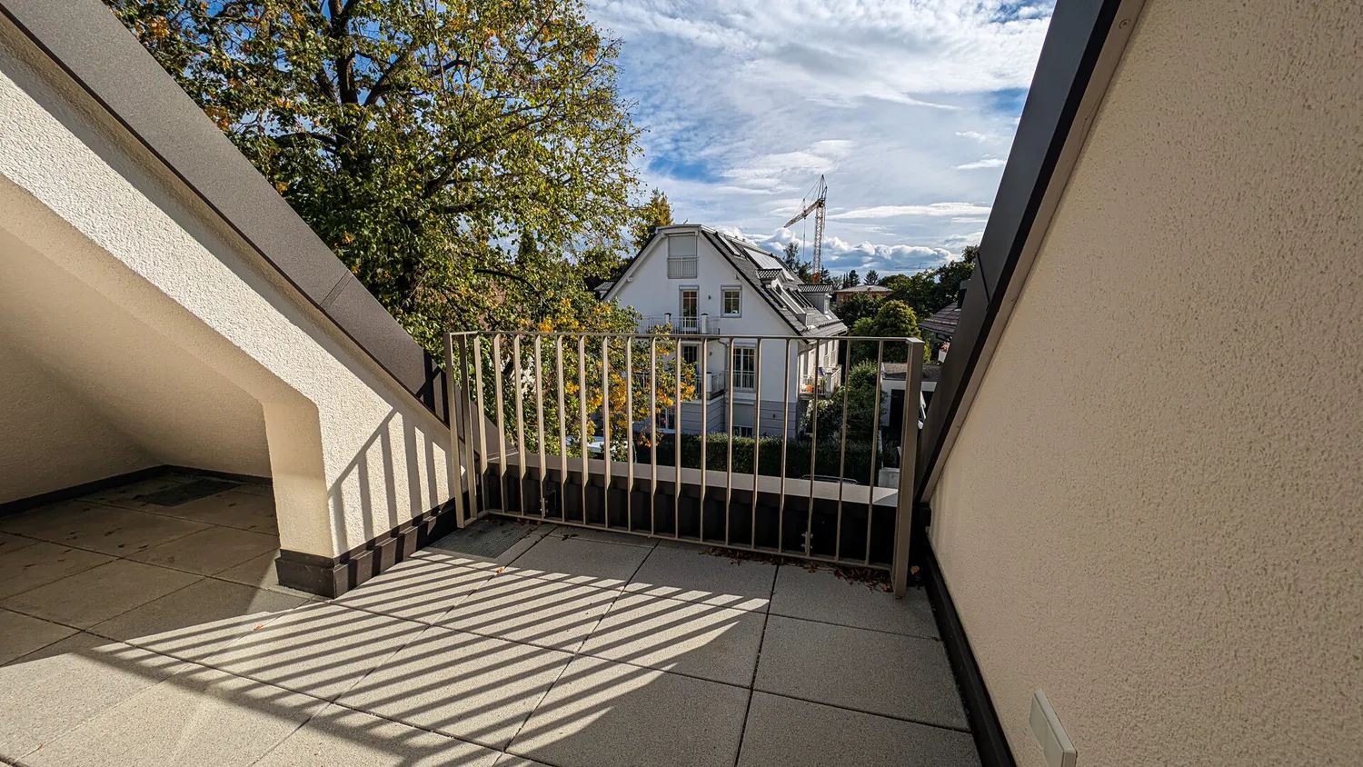 2 Zimmer Wohnung mit 60 m² in München – Bild 2