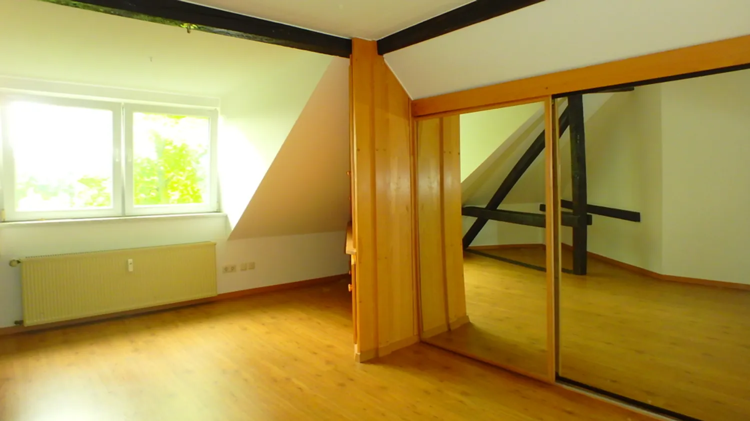 3 Zimmer Wohnung mit 83 m² in Düsseldorf – Bild 2
