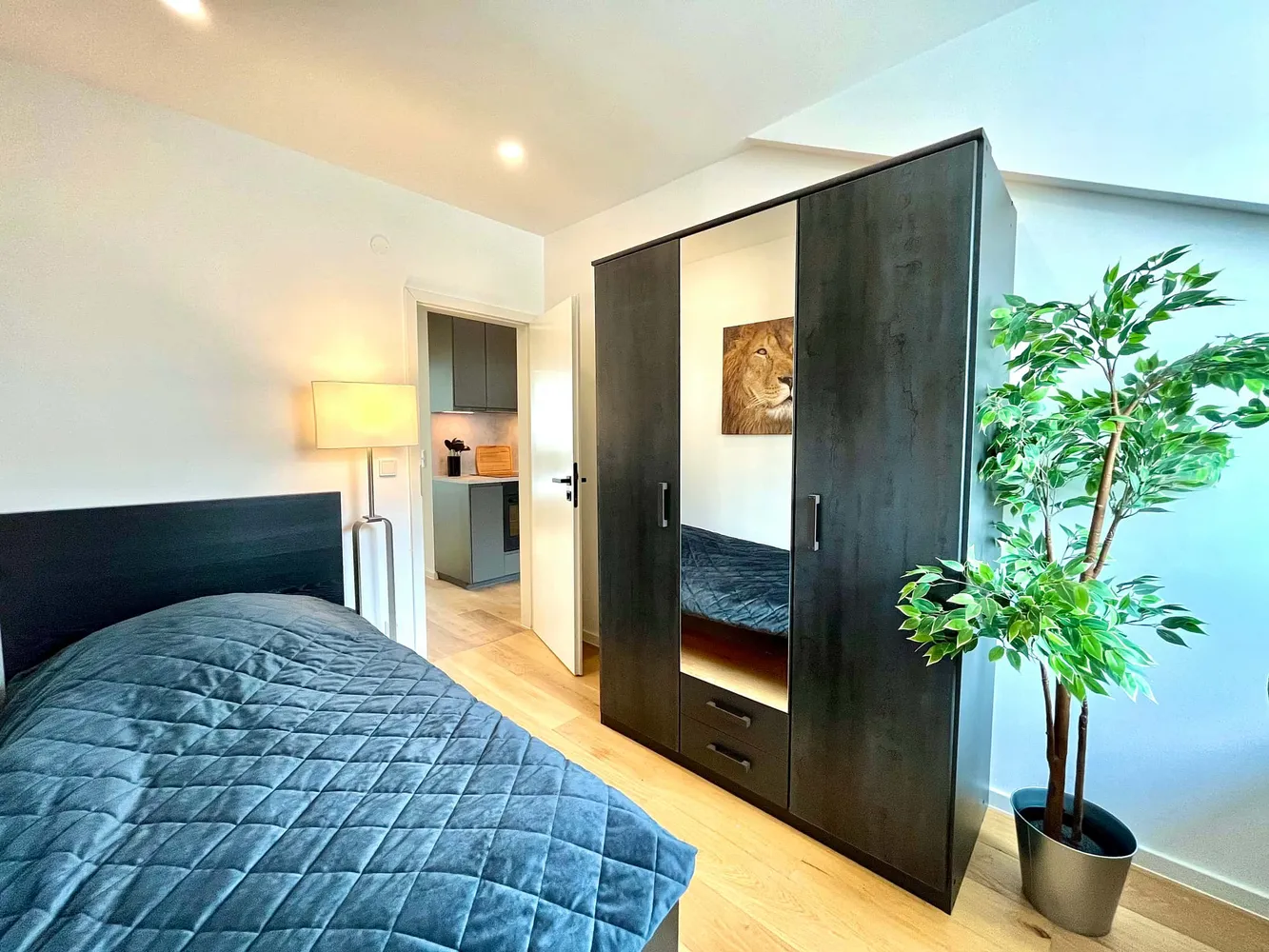 Shared room with 11 m² in Munich – Photo 1