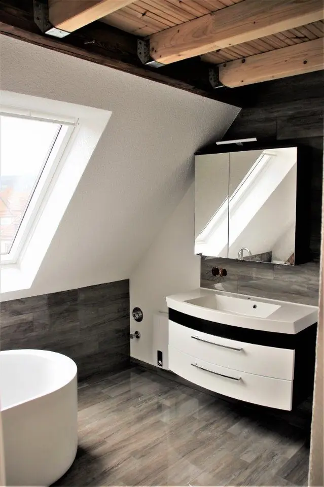 4 Zimmer Wohnung mit 130 m² in Meiningen – Bild 8