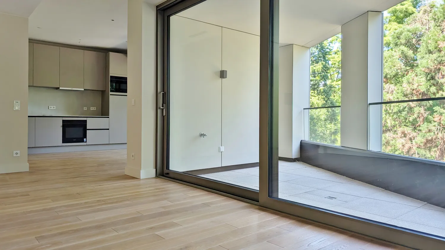 3 Zimmer Wohnung mit 160 m² in Frankfurt am Main – Bild 3