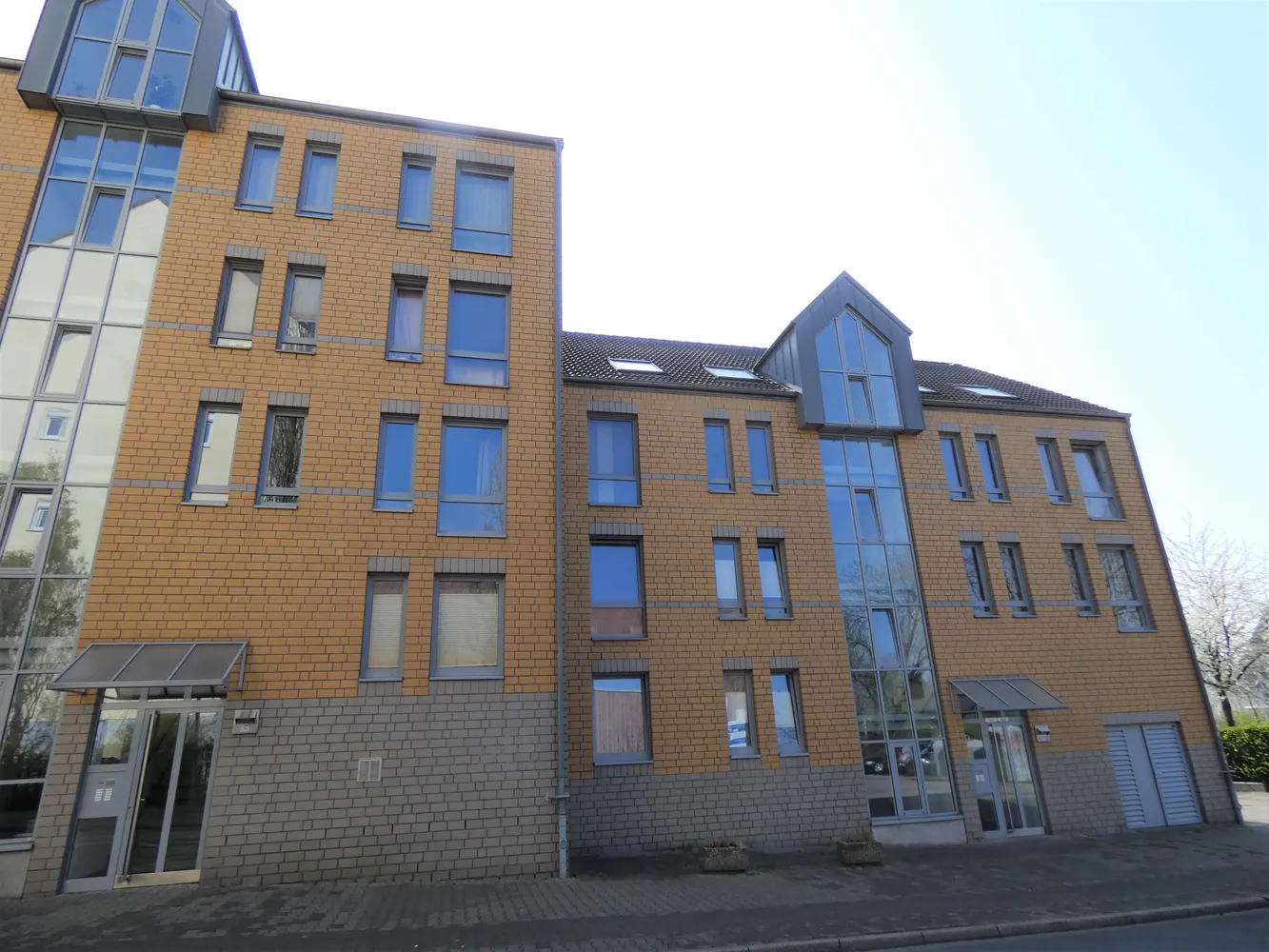 2 room apartment with 47 m² in Düsseldorf – Photo 1