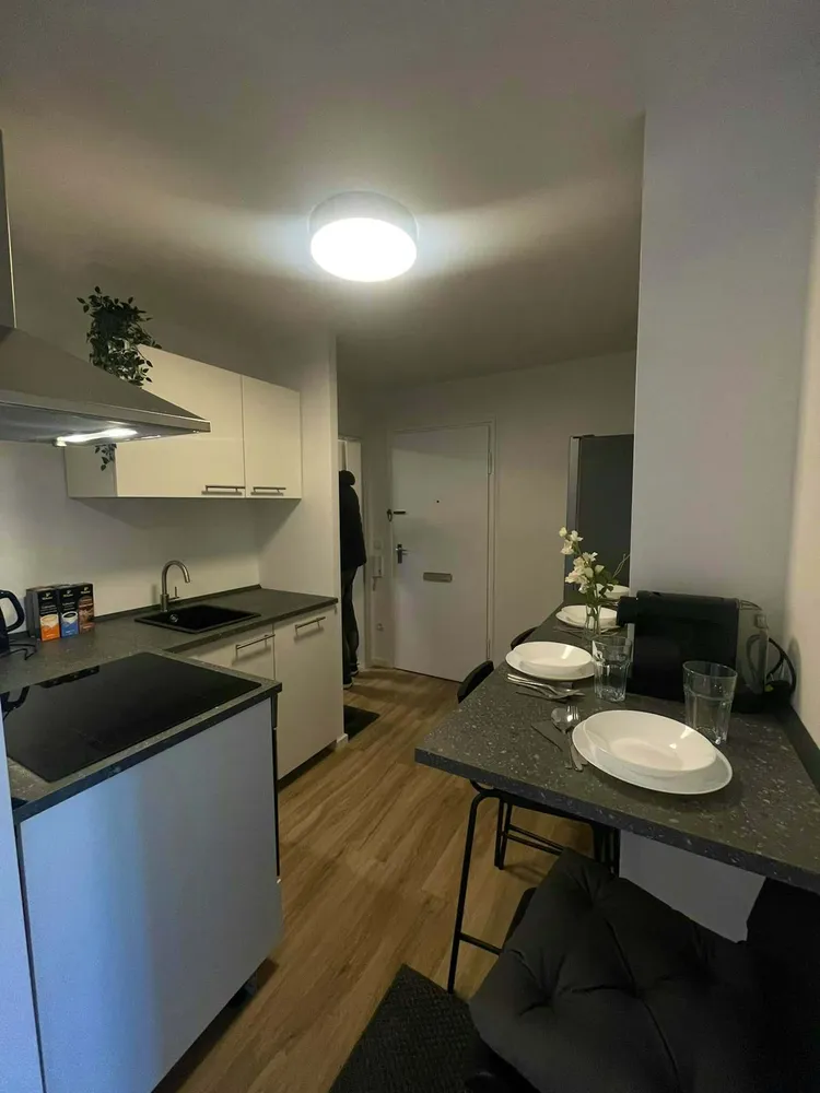 WG-Zimmer mit 13 m² in München – Bild 8
