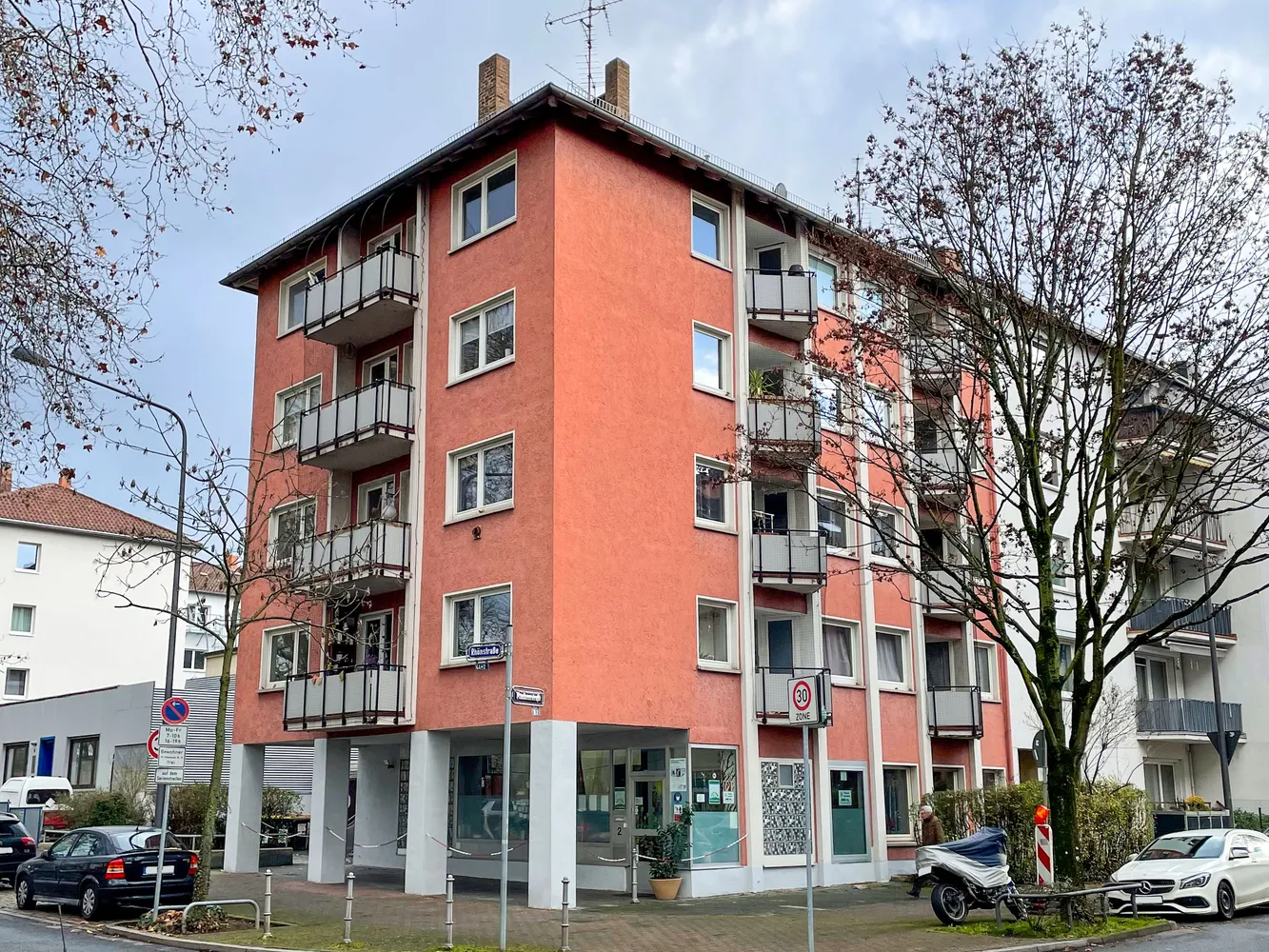 1 Zimmer Wohnung mit 30 m² in Frankfurt am Main – Bild 1