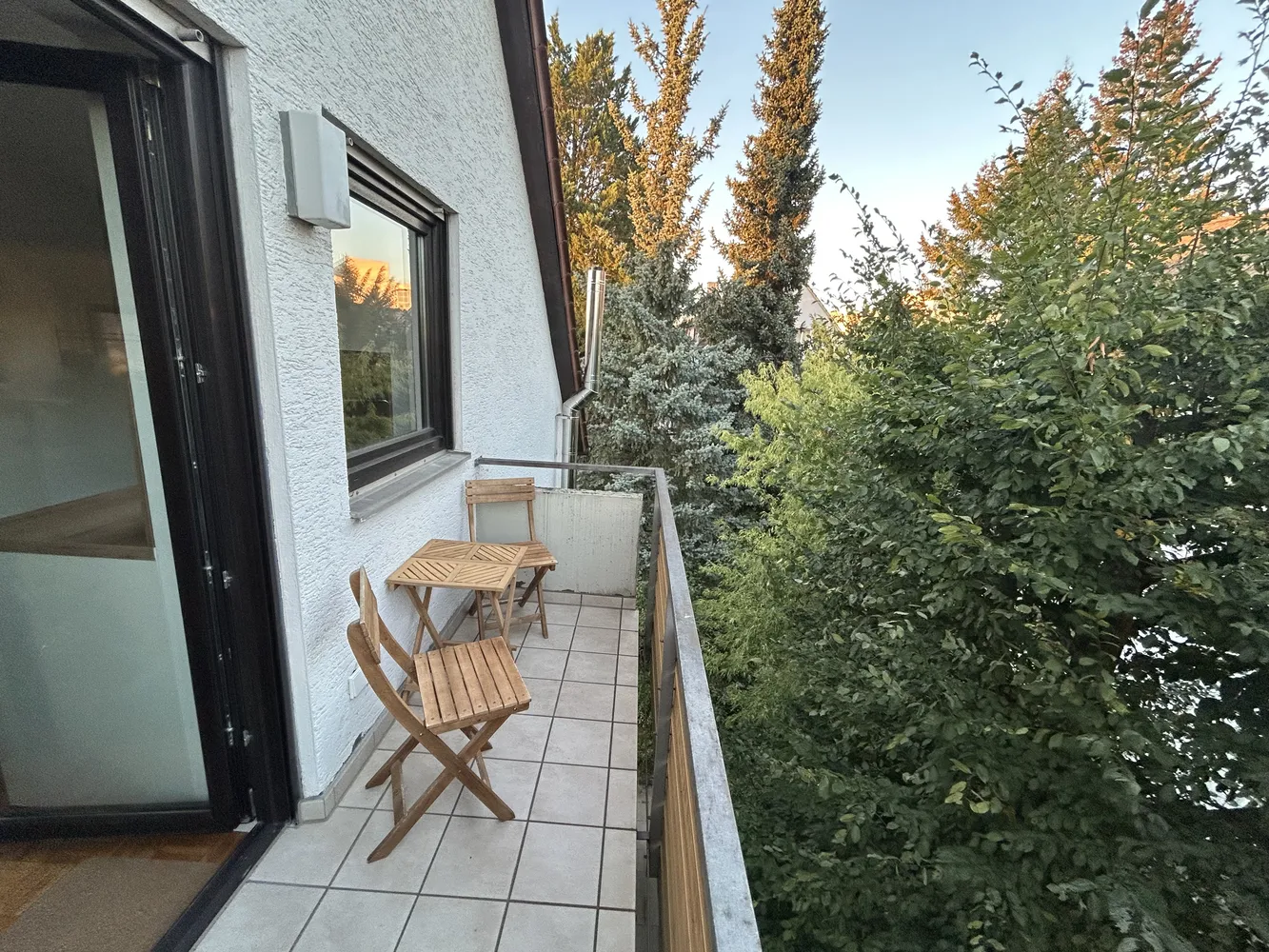 1 room apartment with 35 m² in Stuttgart – Photo 3