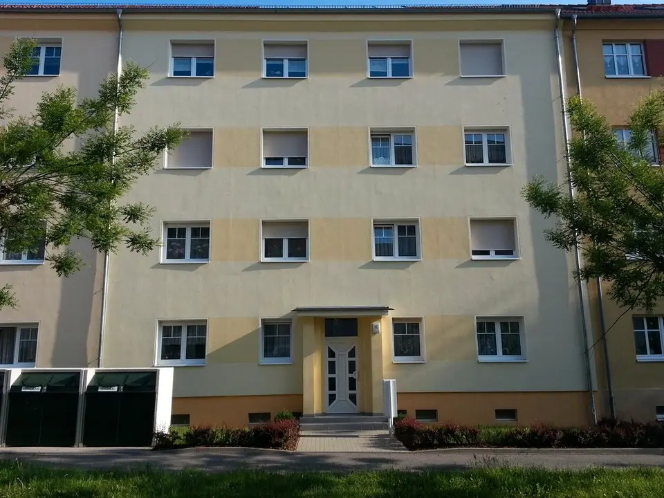 4 Zimmer Wohnung mit 94 m² in Zwickau – Bild 2