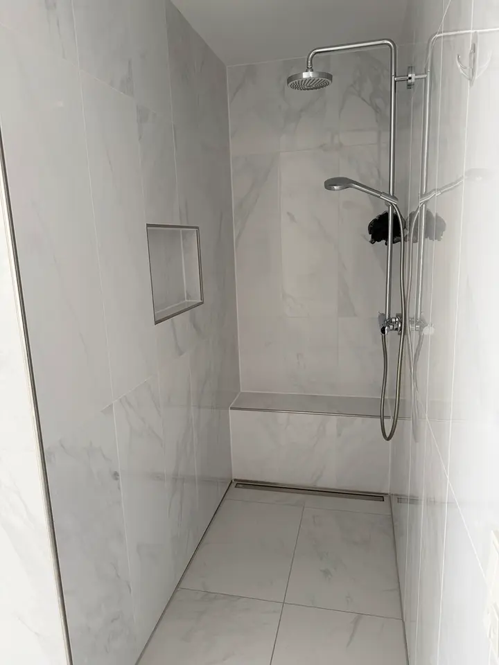 4 Zimmer Wohnung mit 100 m² in Karlsruhe – Bild 3