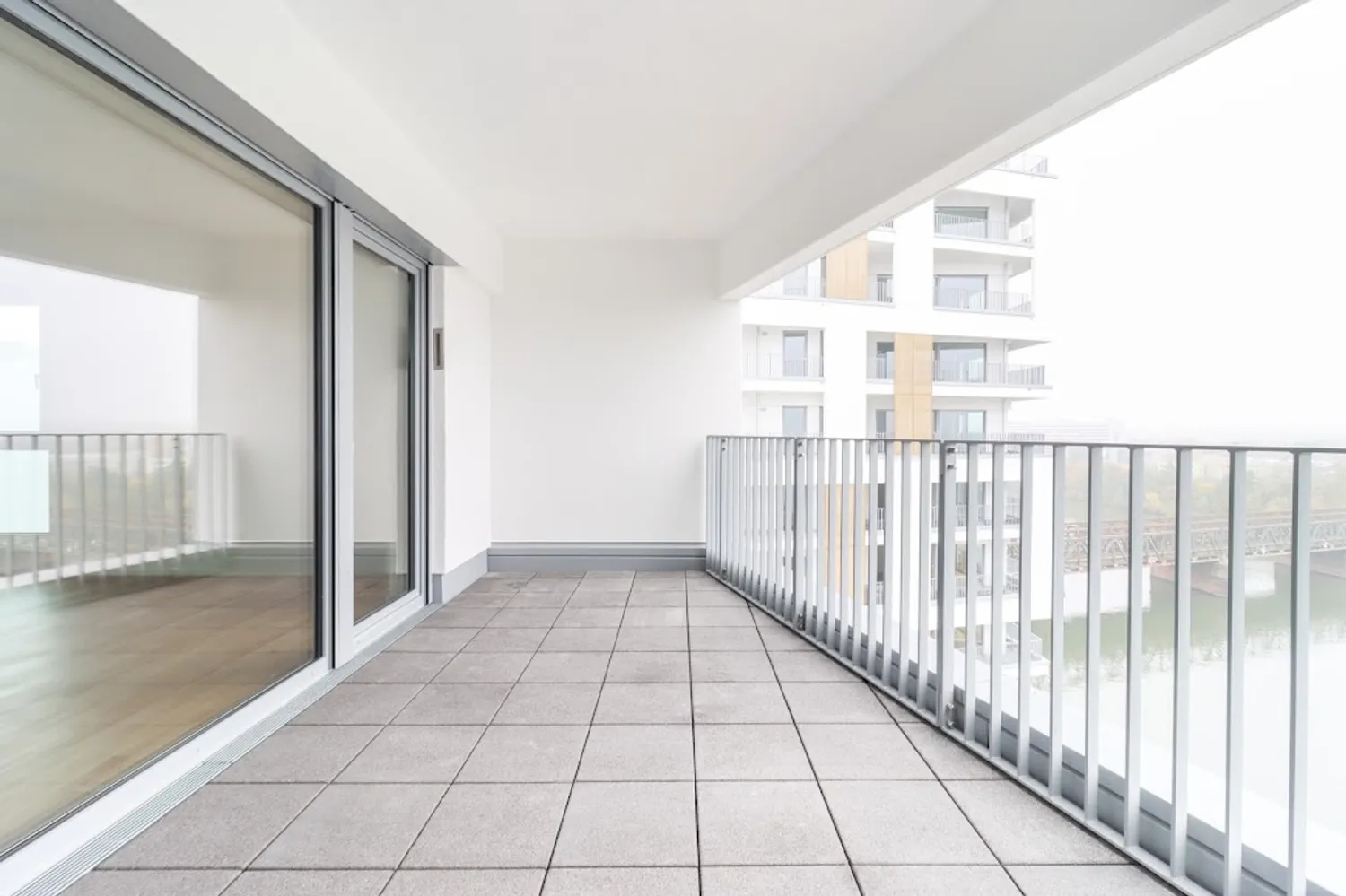 4 Zimmer Wohnung mit 139 m² in Frankfurt am Main – Bild 5