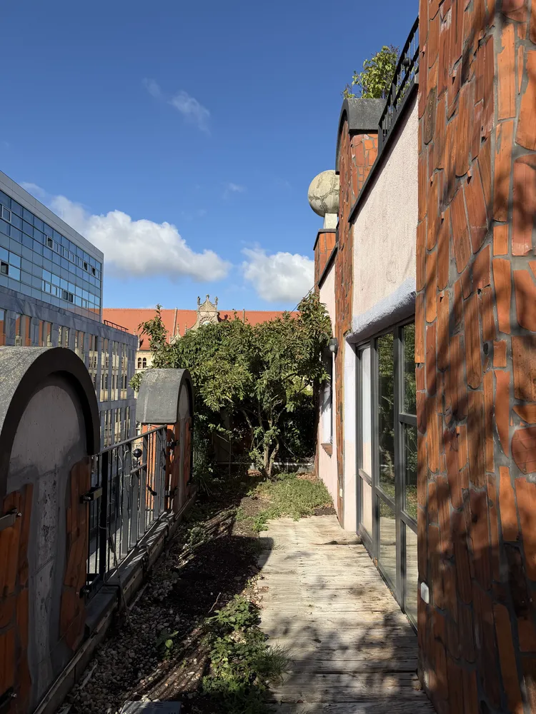 4 room apartment with 112 m² in Magdeburg – Photo 2