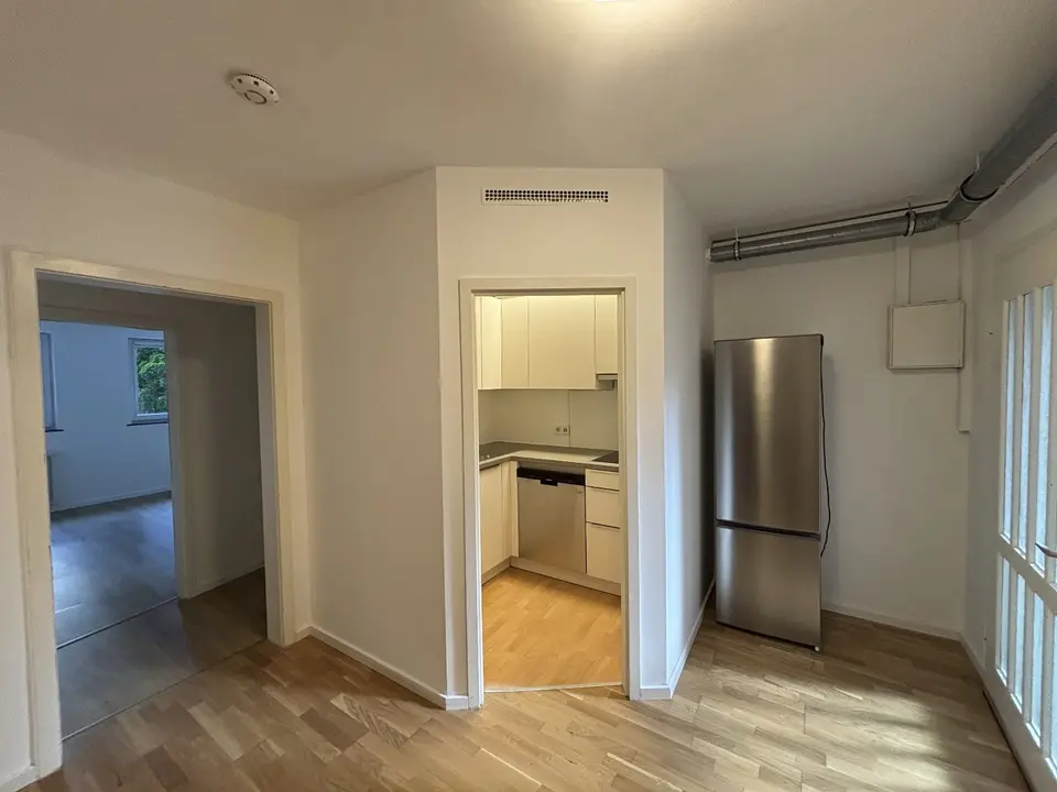Shared room with 30 m² in Stuttgart – Photo 3