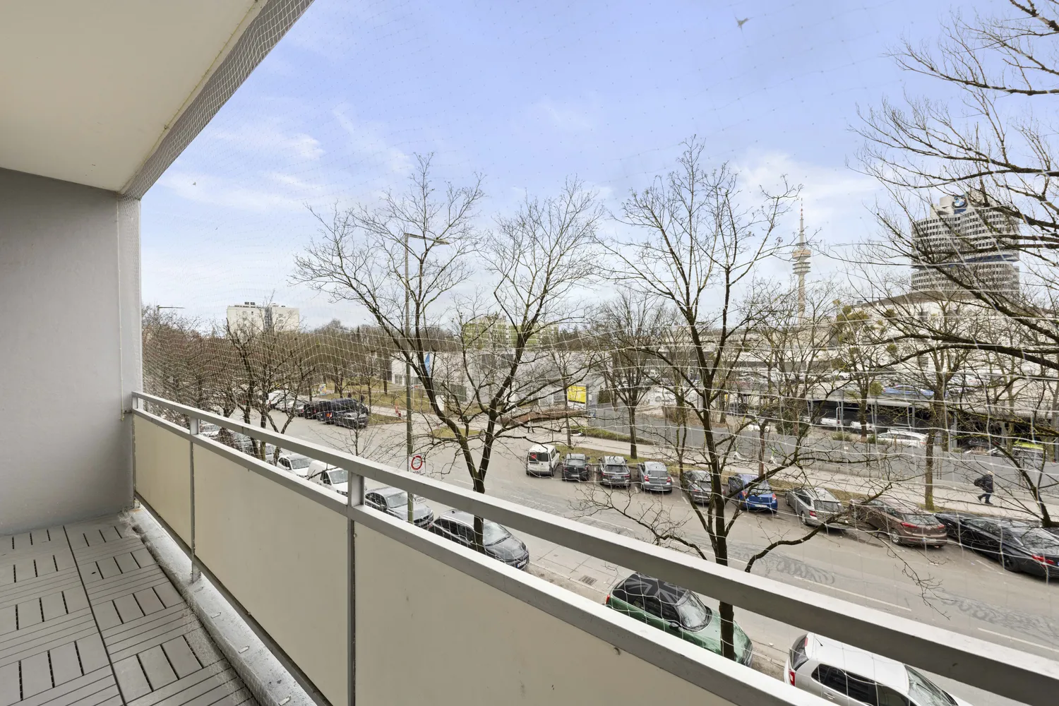 3 Zimmer Wohnung mit 70 m² in München – Bild 2