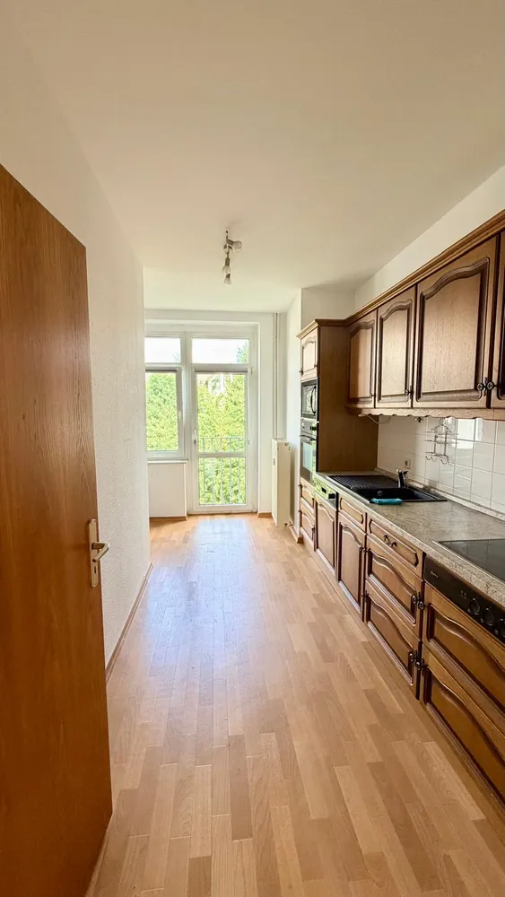 2 room apartment with 65 m² in Chemnitz – Photo 2