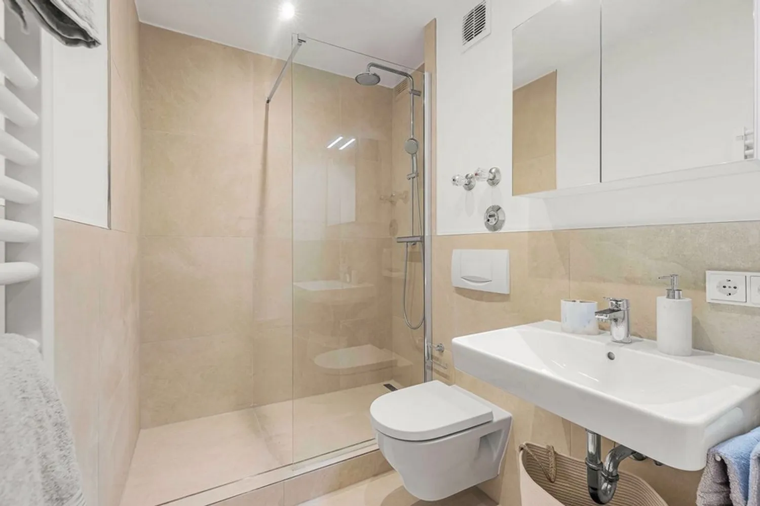 1 Zimmer Wohnung mit 33 m² in München – Bild 10