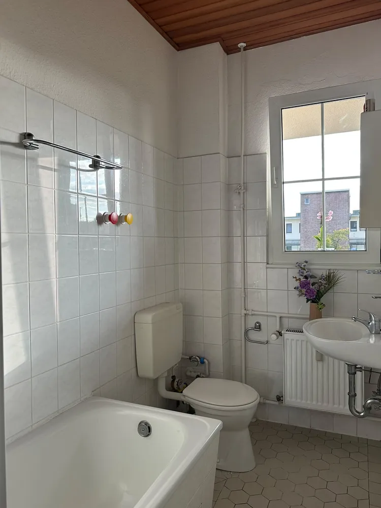 1 room apartment with 38 m² in Berlin – Photo 12