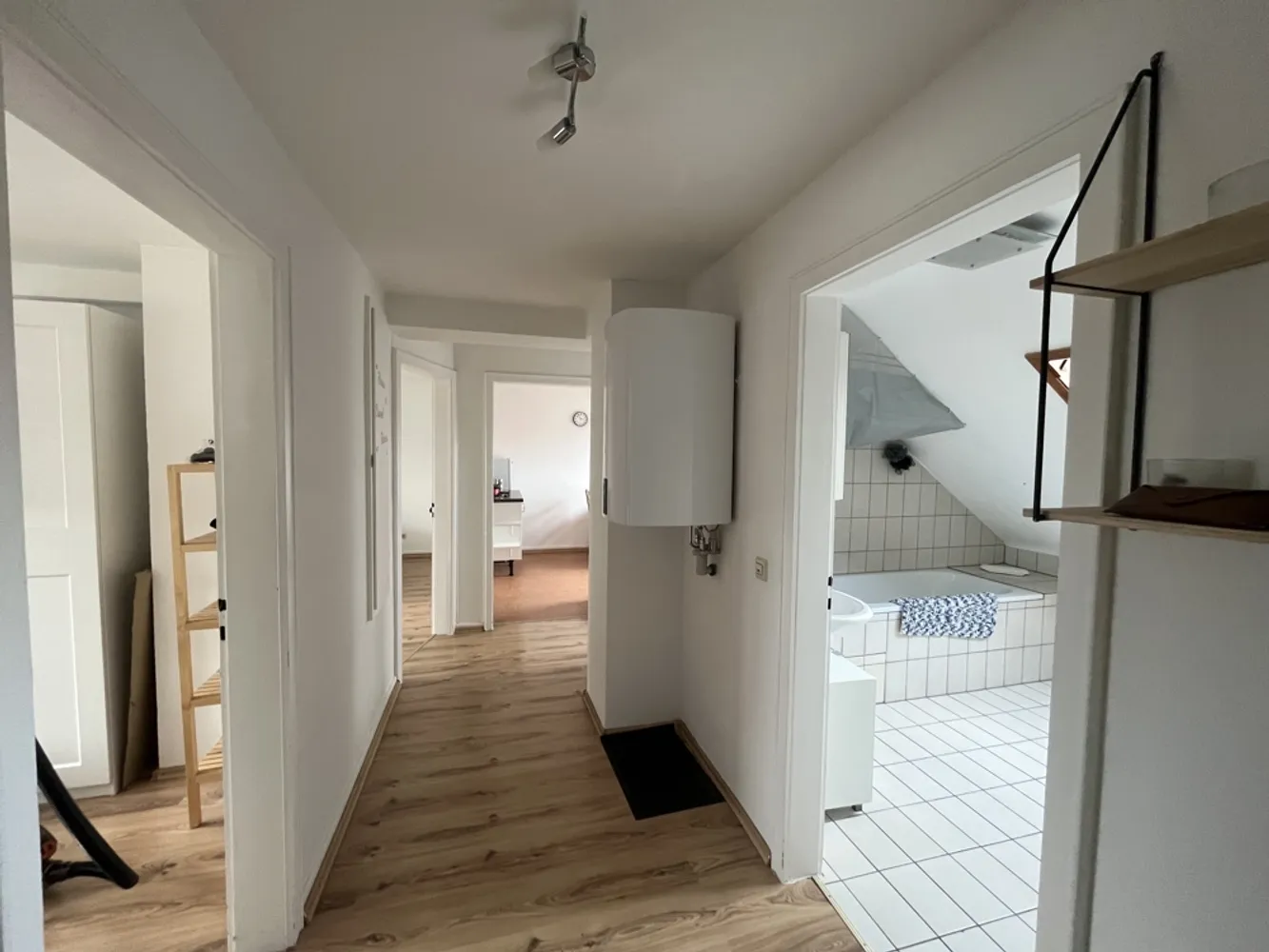 2 Zimmer Wohnung mit 58 m² in Karlsruhe – Bild 5