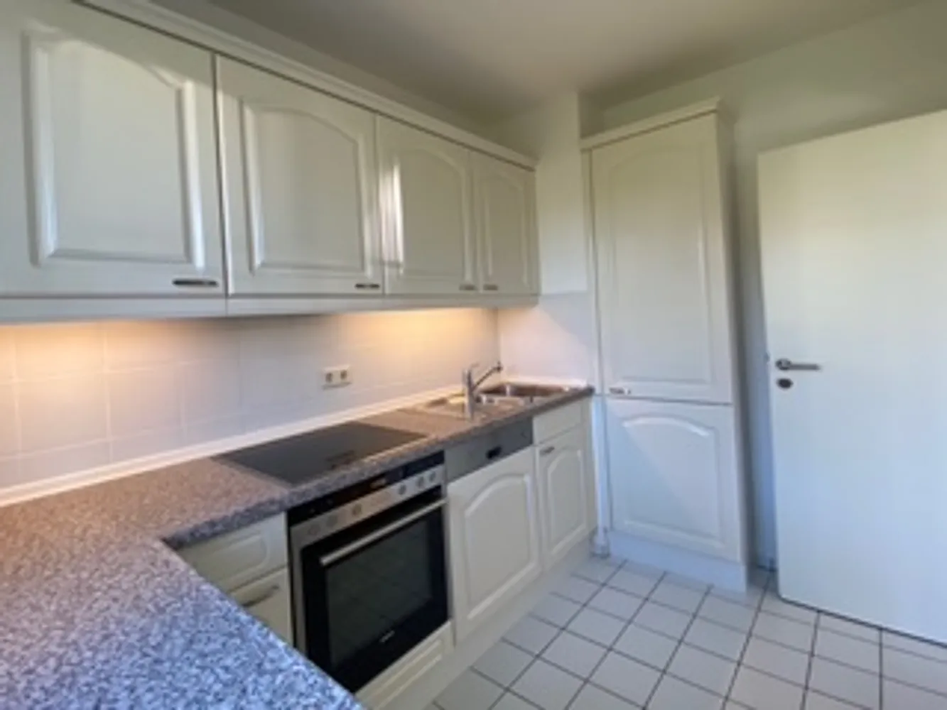 2 Zimmer Wohnung mit 58 m² in Köln – Bild 7