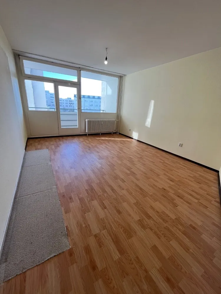 2 Zimmer Wohnung mit 81 m² in Berlin – Bild 10