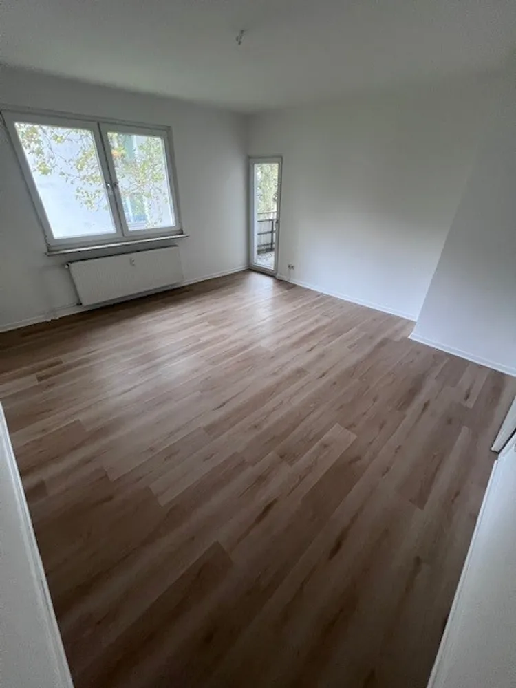 3 Zimmer Wohnung mit 70 m² in Essen – Bild 2