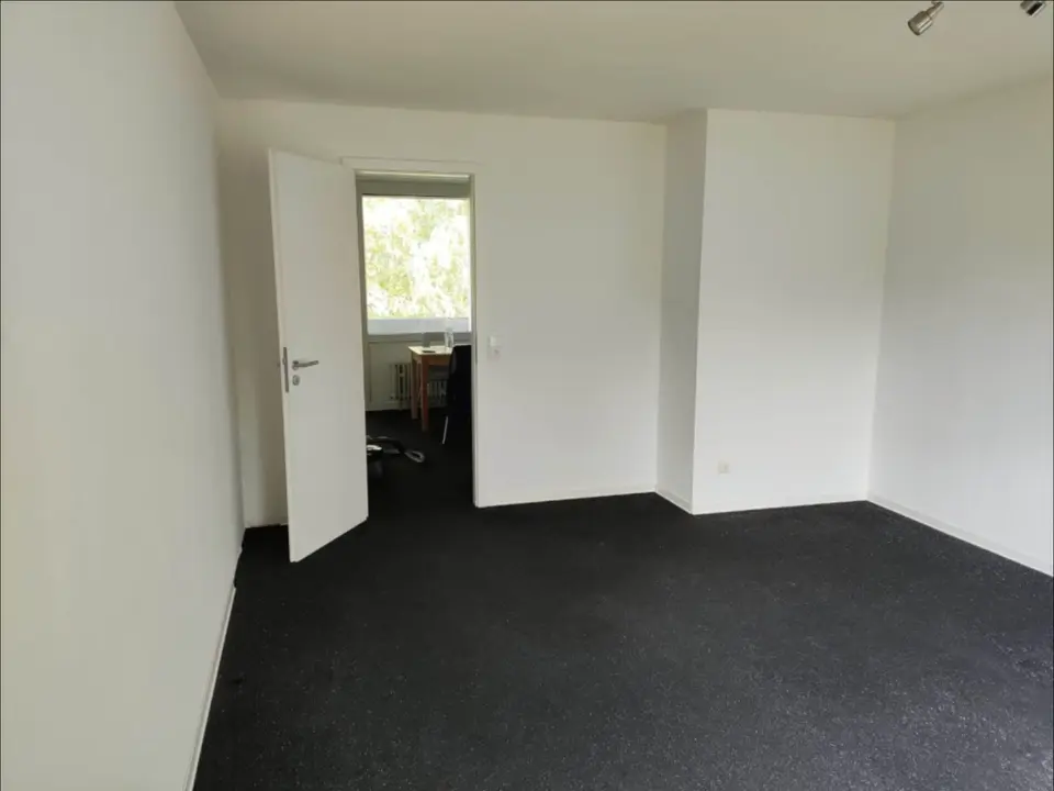 WG-Zimmer mit 30 m² in Erlangen – Bild 2