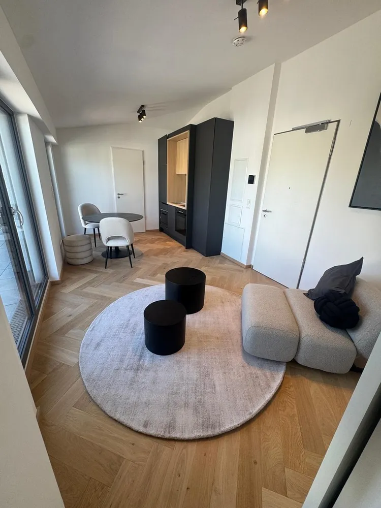 2 Zimmer Wohnung mit 44 m² in München – Bild 1