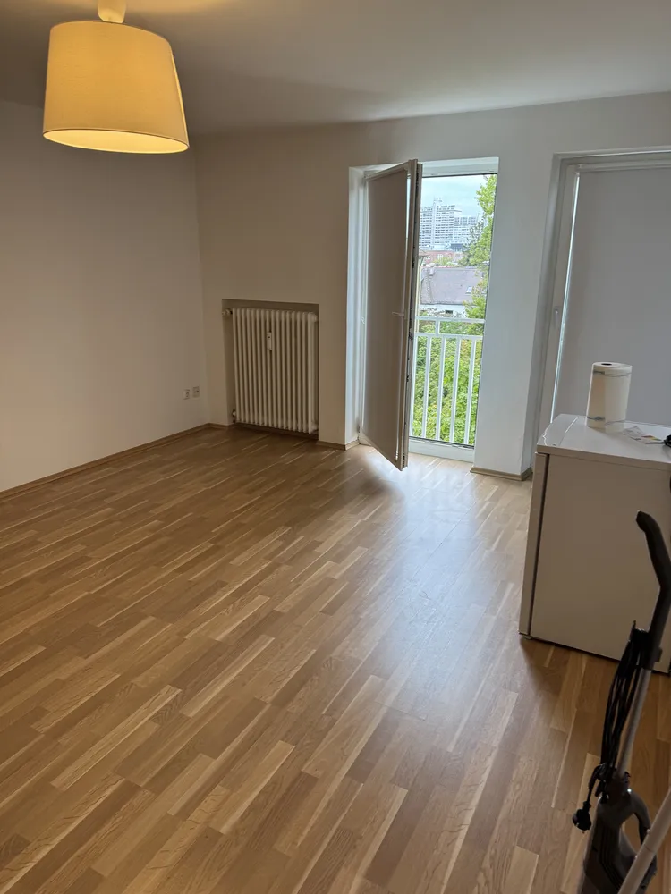1 room apartment with 37 m² in Munich – Photo 2